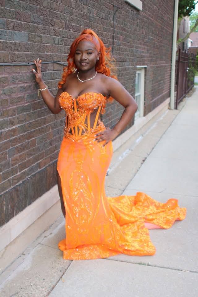 Prom 2025 Gallery Image 8